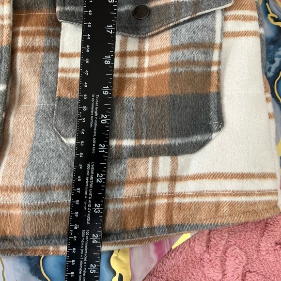 Natural Reflections Sherpa lined Flannel Plaid Trucker Vest Neutral Tan Gray M - Picture 7 of 12